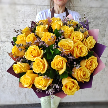 Букет из 25 желтых роз (Эквадор 60 см)