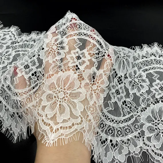 Кружево реснички бело-молочное (17*290 см)