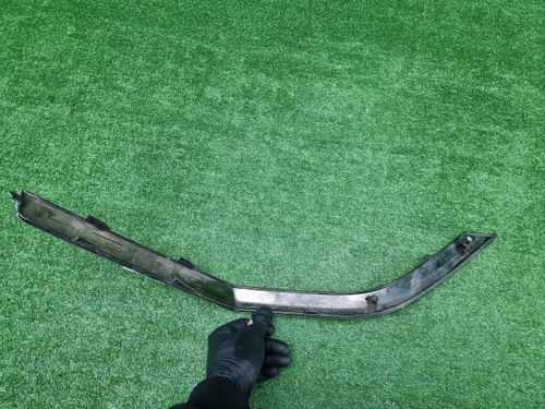 Молдинг бампера правый Hyundai Santa Fe 4 (18-21)