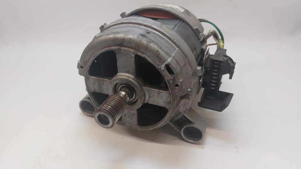 85 Двигатель для стиральной машины Electrolux 12412311 б/у 8 контактов