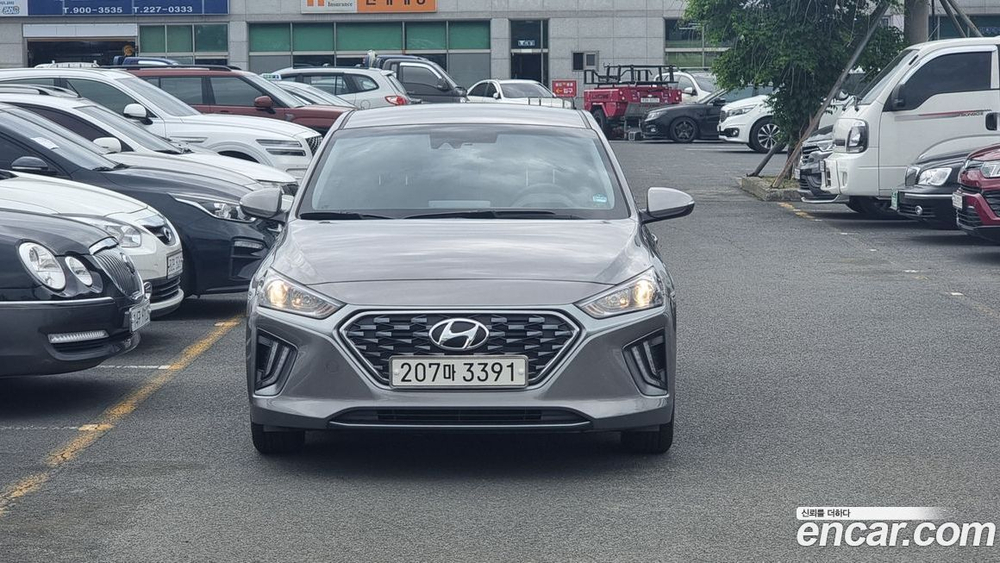 Hyundai The New Ionic Hybrid 1.6 HEV (09.2019)