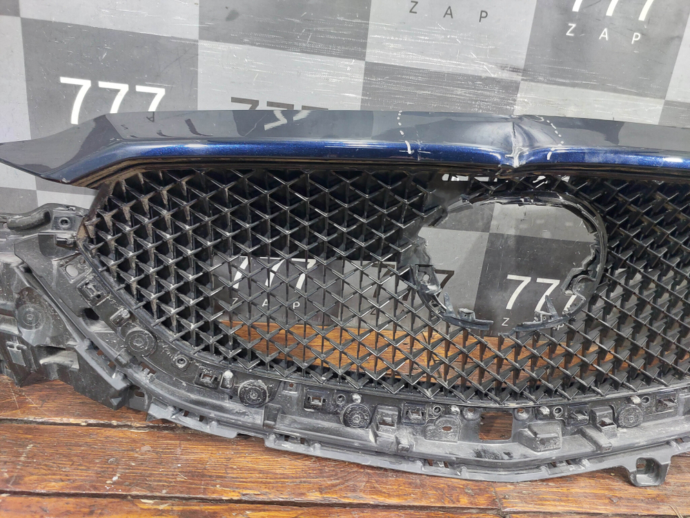 Решетка радиатора Mazda CX-5 2 (KF) 17-21 Б/У Оригинал K26250710A
