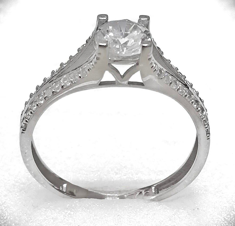 "Эстерелла" - ювелирное кольцо из серебра 925 пробы