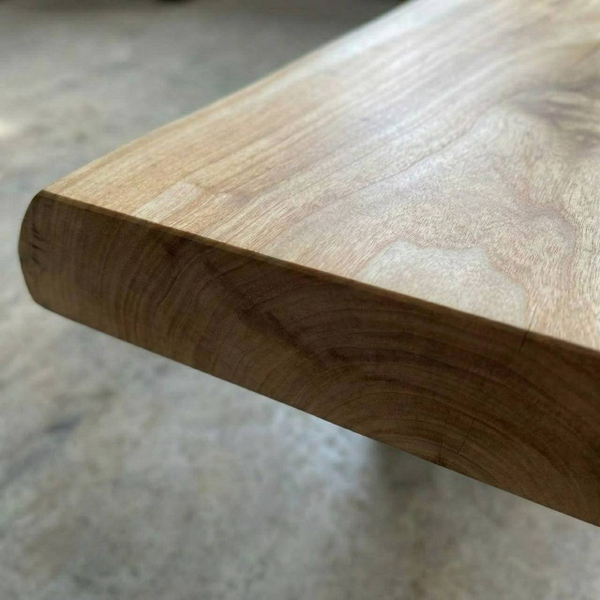 Стол золотой карагач