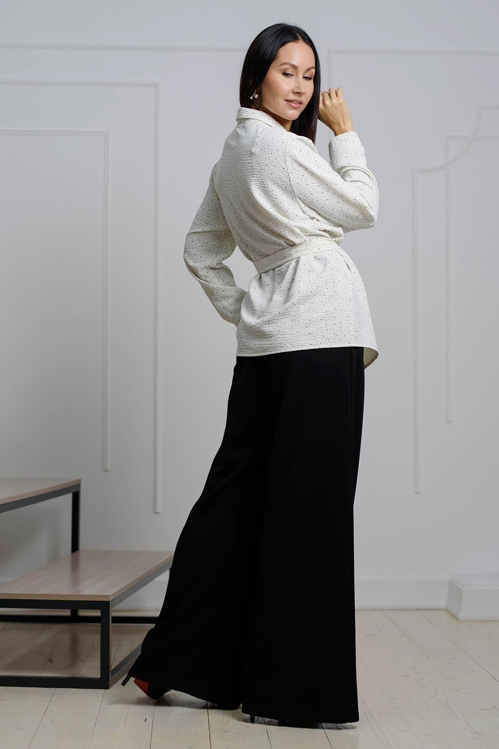 Жакет женский Т4260 Белый 16030 Olsarri (Акция)