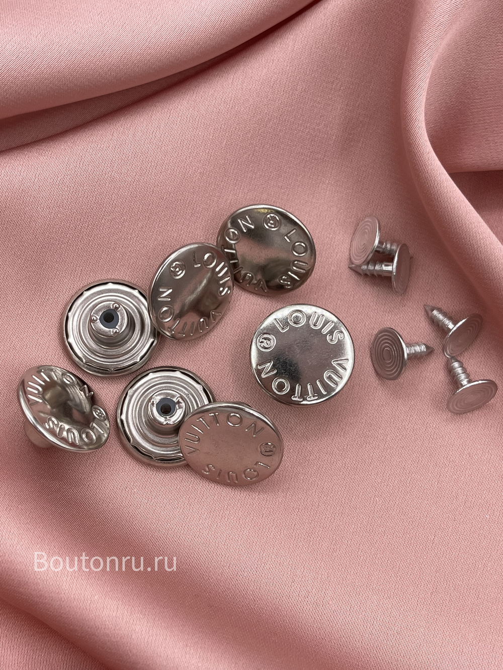 Пуговицы ЛВ. установочные серебристые