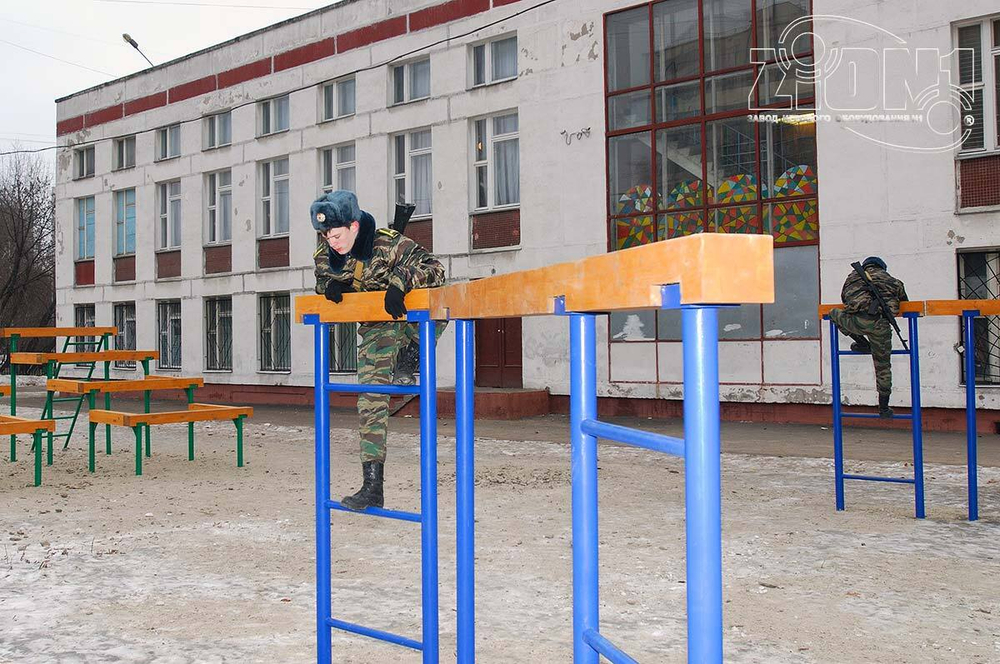 Полоса препятствий Разрушенный мост для спортивной пощадки