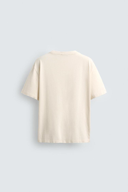 ZARA ФУТБОЛКА ИЗ ТКАНИ С ЭФФЕКТОМ ПОТЕРТОСТИ И ПРИНТОМ, ЖЕЛТОВАТО-БЕЛЫЙ