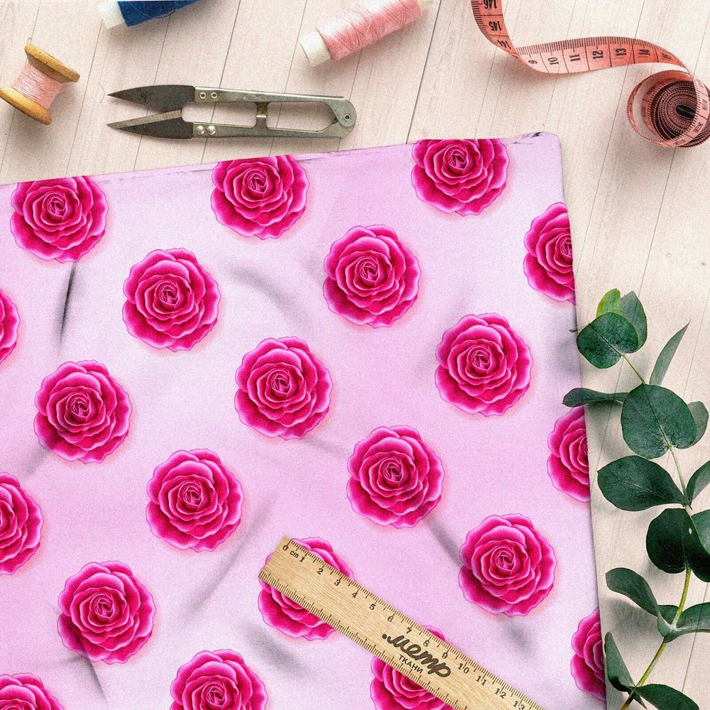 Ткань флис розовые розы