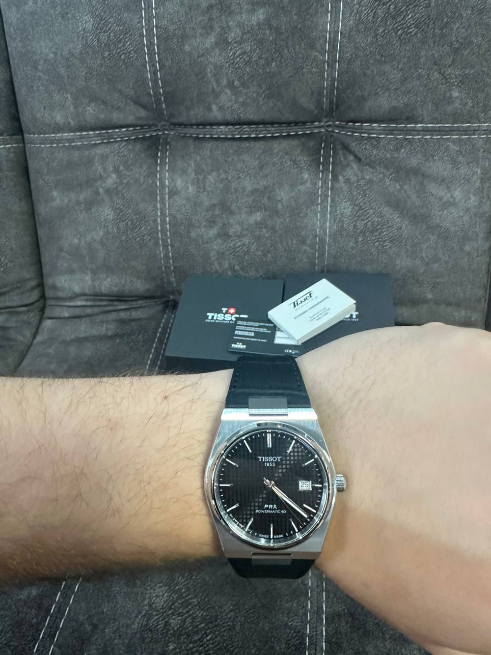 Швейцарские механические наручные часы Tissot PRX T137.407.16.051.00