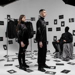 Футболка с воротом "DISCHARGE"