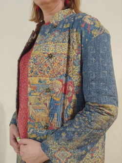 Пальто "Кормление птиц", по мотивам французского гобелена 15 века, выполненного в технике мильфлёр