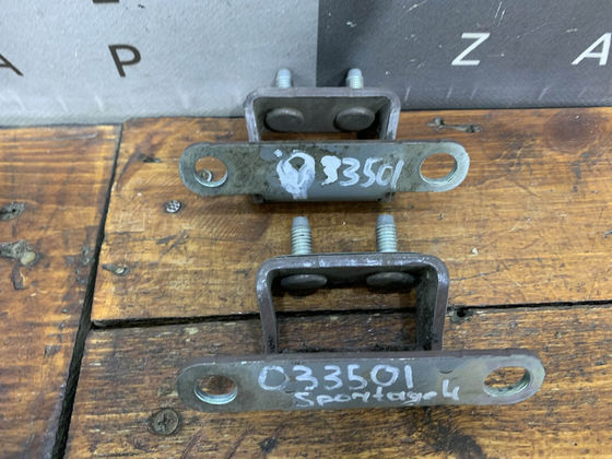 Петли крышки багажника Kia Sportage 4 (QL) 16-22 Б/У Оригинал 79710D9000