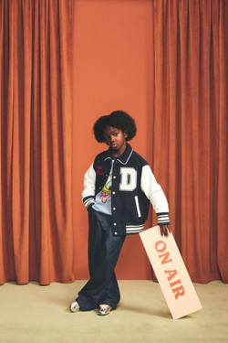 ZARA X DISNEY БОМБЕР VARSITY С ВЫШИВКОЙ DONALD DUCK, МОРСКОЙ СИНИЙ