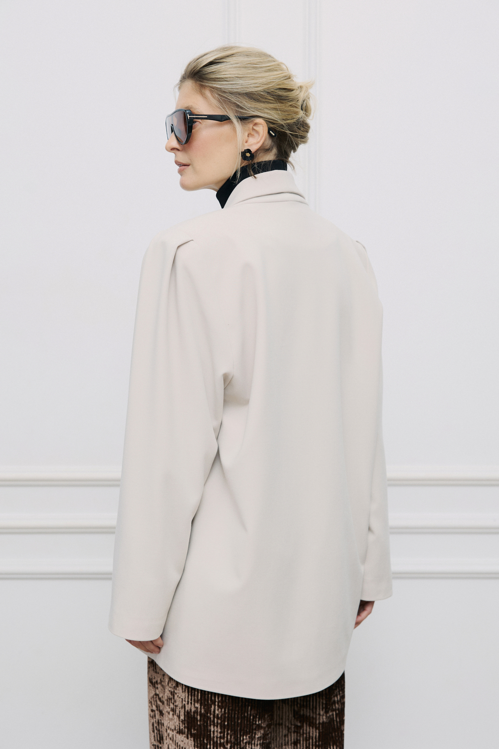 Пиджак Париж бежевый