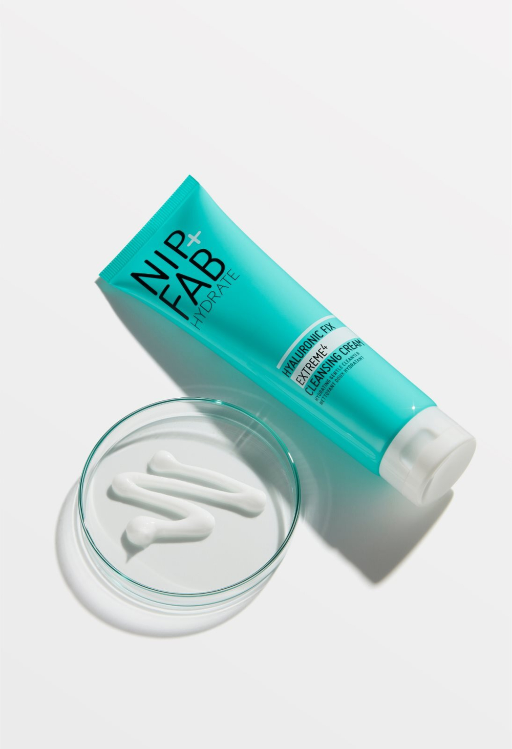 NIP+FAB Hyaluronic Fix Extreme4 2% - очищающий крем для лица /   150  ml  / GTIN 5056217808033