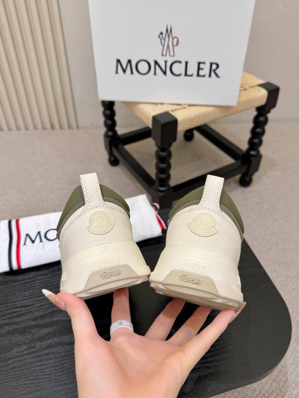 Кроссовки Moncler
