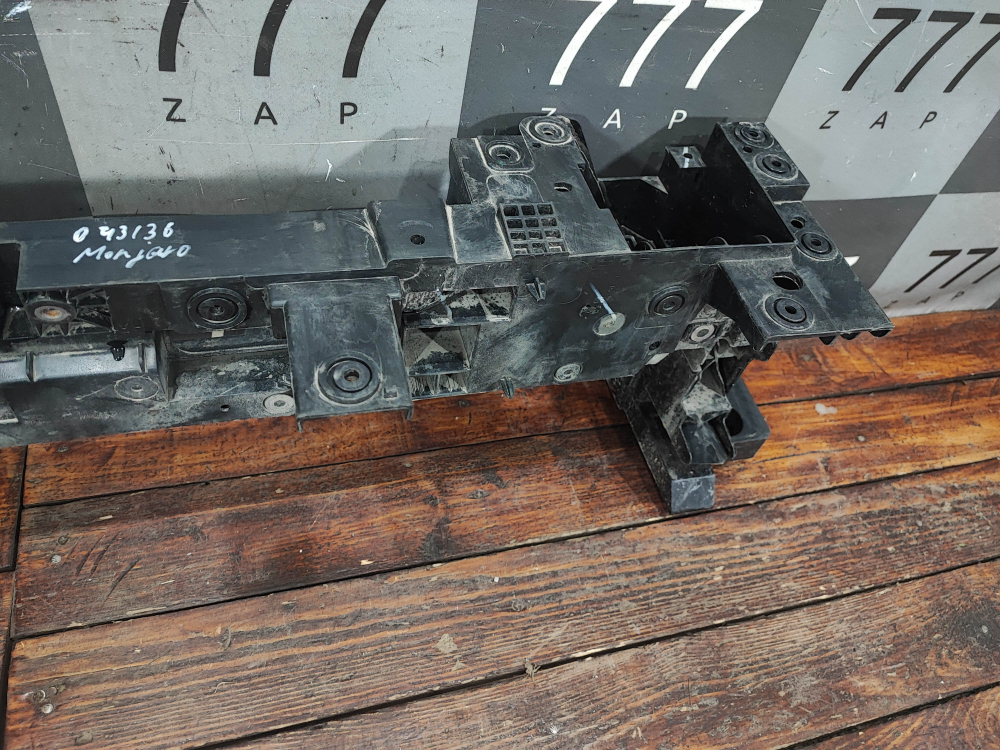 Панель передняя Geely Monjaro 21-нв Б/У Оригинал 5027142200