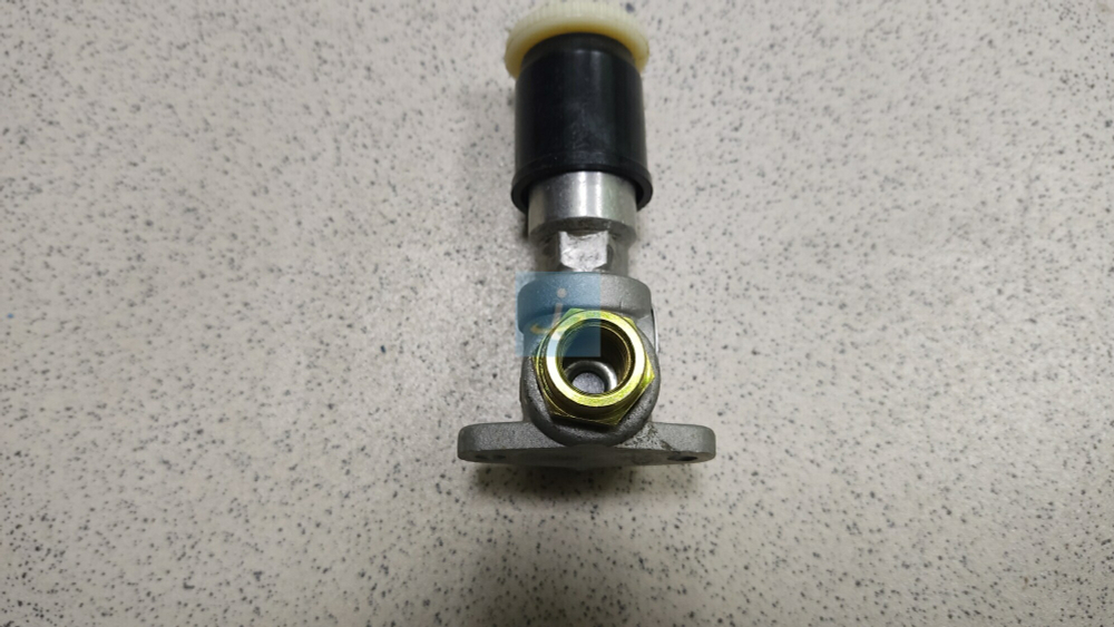 Насос топливопрокачивающий (предпусковой подкачки) 37.1141010