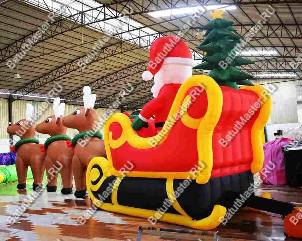 Надувная фигура «Санта и олени»