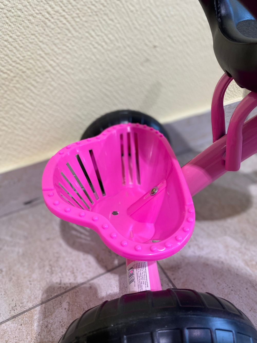 Велосипед 3-х колесный (баг., корзина, пласт. колеса) арт. Sl-001 Розовый, 36005