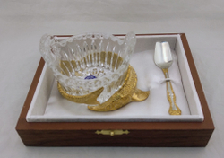 Икорница "Осетр" с ложечкой в  подарочном футляре