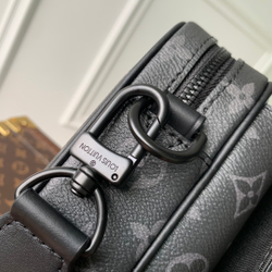 Louis Vuitton Steamer Messenger Bag