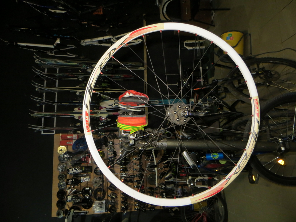 Колесо заднее DT Swiss XR30 на 26" ободе.