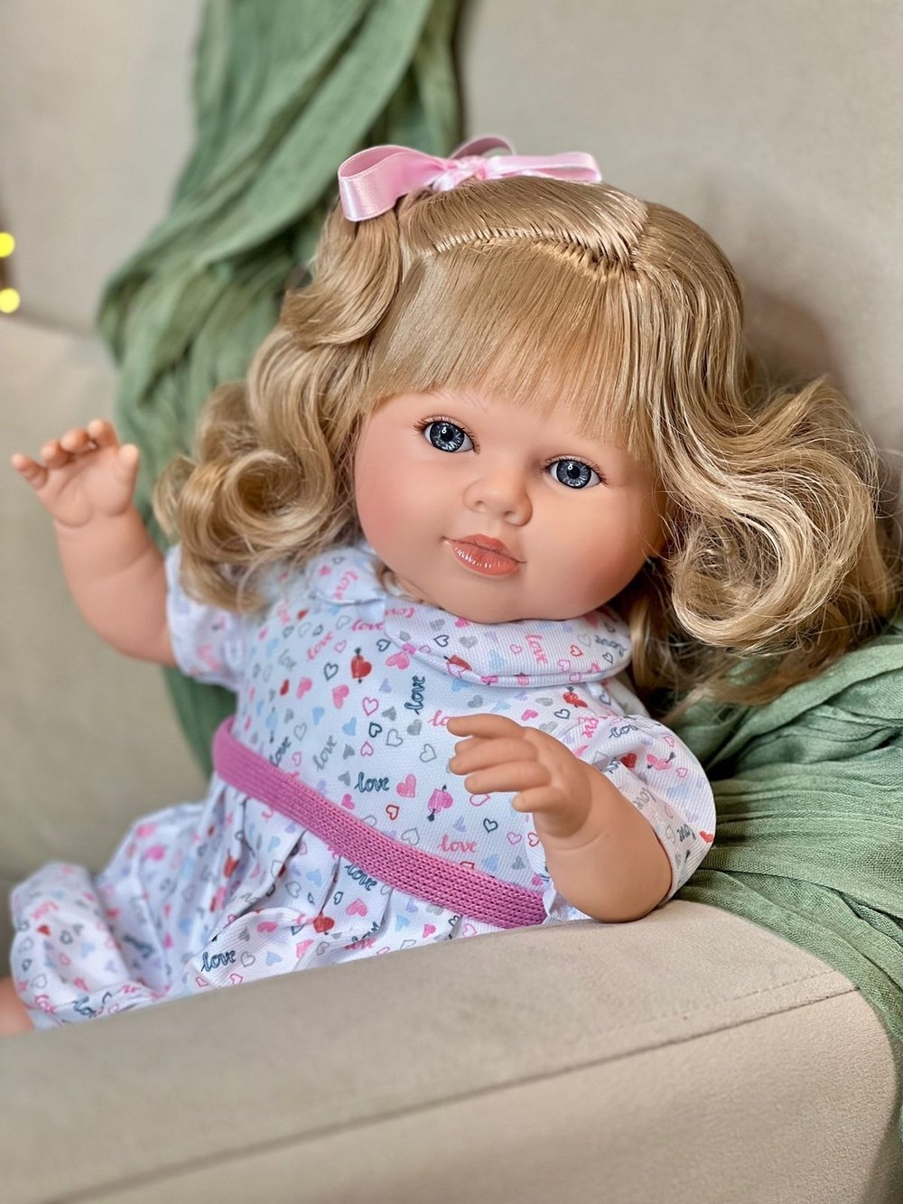 Кукла Berbesa мягконабивная 52см CARLAв пакете (7219K)