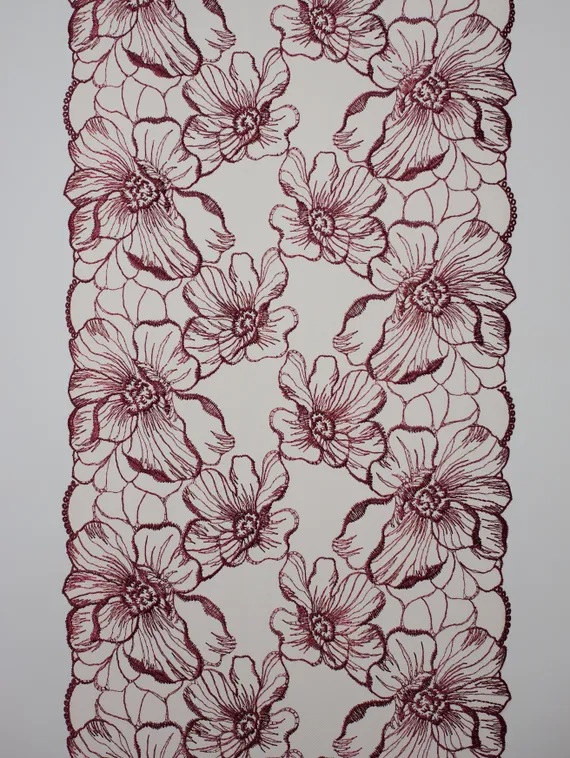 05-172 Вышивка на неэл. сетке 25 см, бежевый/бордовый