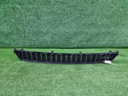 Решетка переднего бампера Kia Ceed 2 JD (15-18)