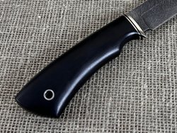 Нож "Ворон", дамасская сталь, рукоять черный граб мореный