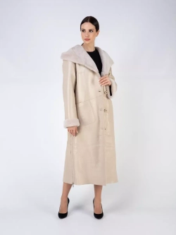 Дубленка зимняя натуральная с капюшоном