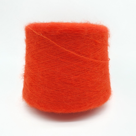 Пряжа FILCOM Aurora  (70% кидмохер, 30% шелк) 850м/100гр, пламя