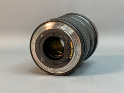 Canon EF 17-40mm f/4L USM