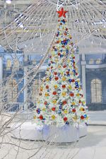 Уличная елка ствольная "Альпийская белая ель" (белая пвх) от 3 до 22 м