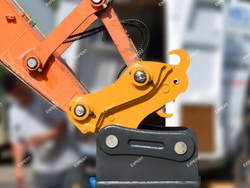 Квик-каплер на экскаватор-погрузчик Hidromek