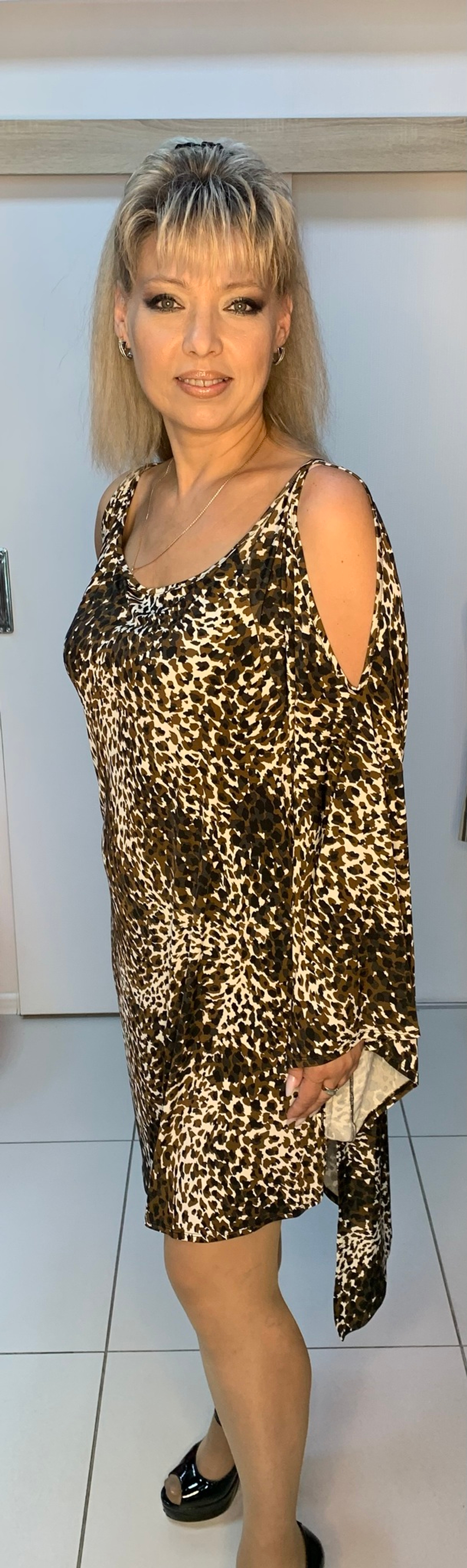 Туника-платье с "вынутыми" плечиками