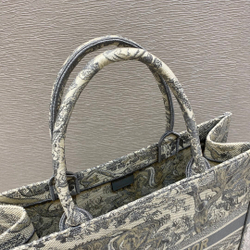 Christian Dior Book Tote 42 cm