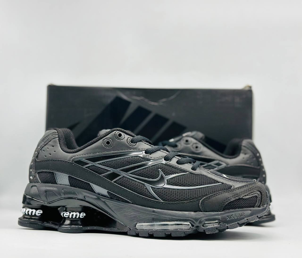 Мужские кроссовки Nike Supreme