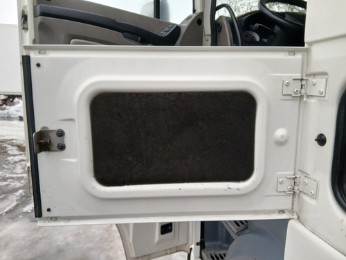 Крышка инструментального ящика