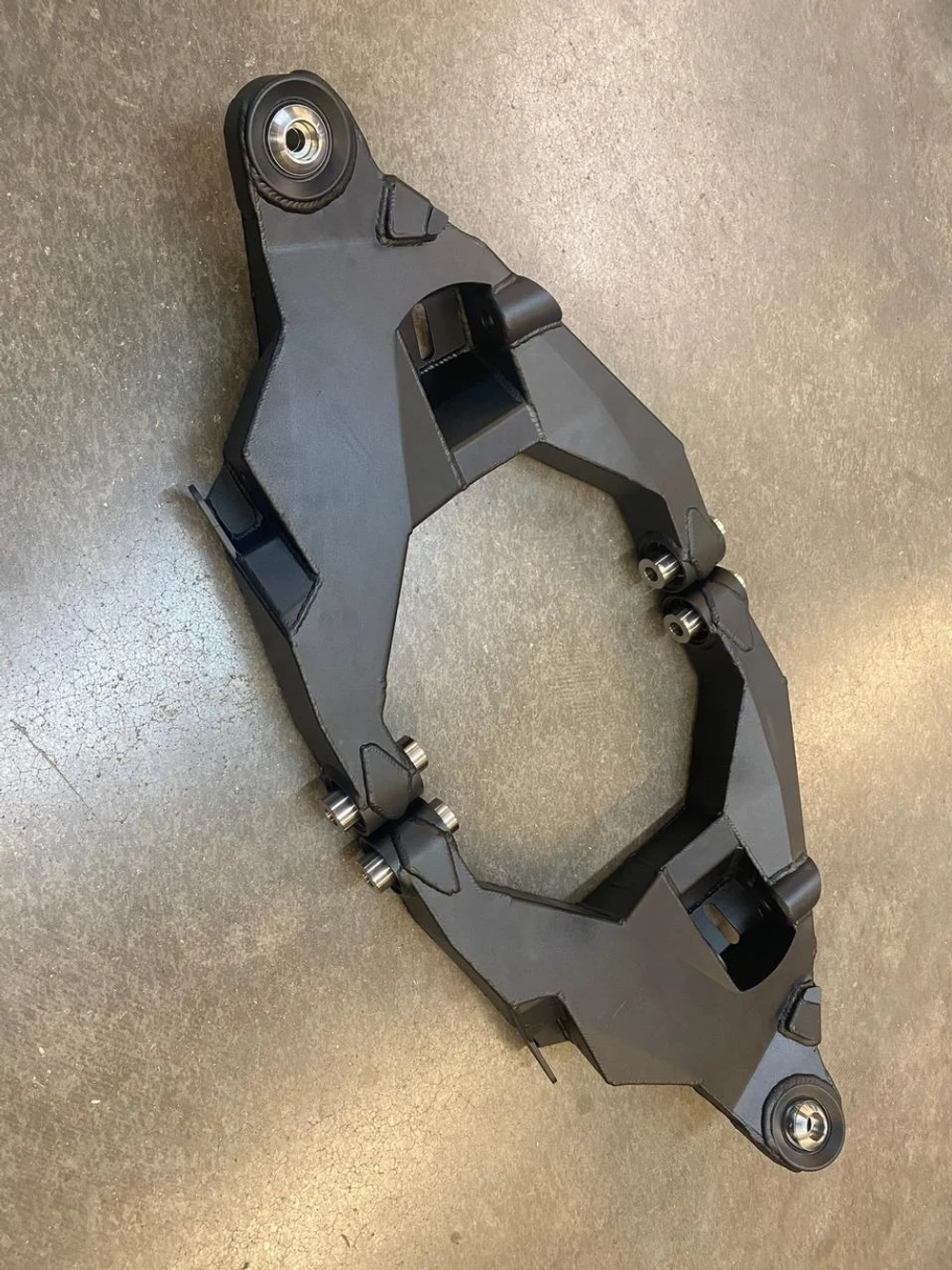 Комплект нижних А-образных рычагов для RAM TRX 2021+ - стандартной длины