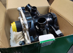 Помпа в сборе с термостатом INA GEN 3 1.8-2.0T