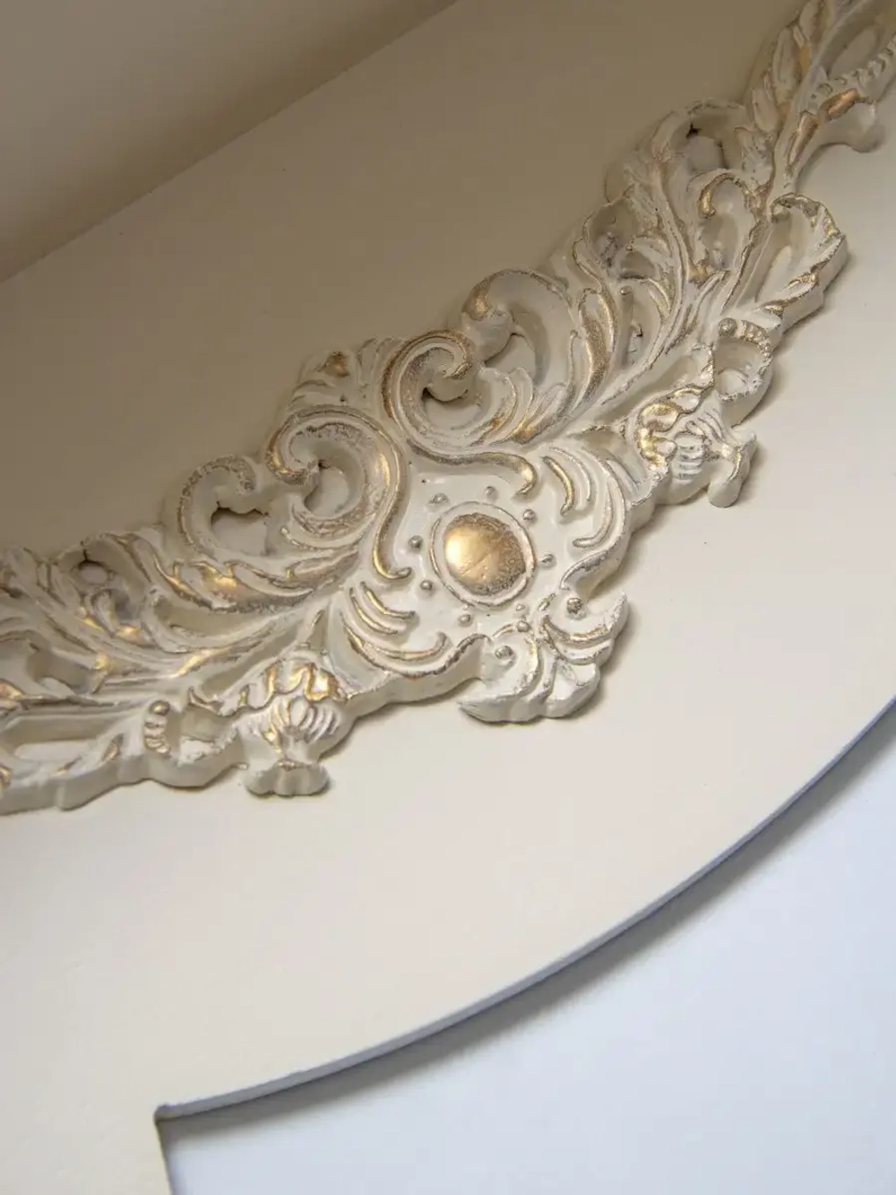 Полка настенная навесная