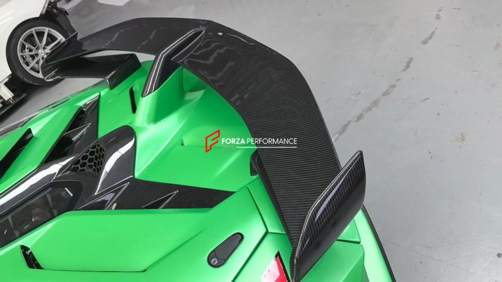 Карбоновый обвес переделка в LP770 SVJ для LAMBORGHINI AVENTADOR LP700 / LP720 / LP750 Ламборгини