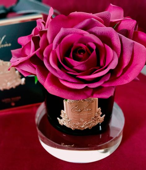 Букет из 5 красных роз в черной вазе, Cote Noire