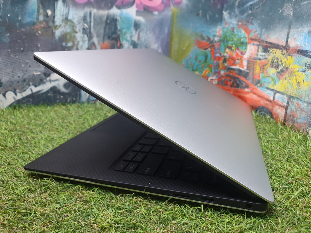 Ультрабук Dell i5-10/8Gb/FHD/XPS 13