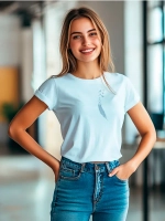 Футболка больших размеров с принтом перо