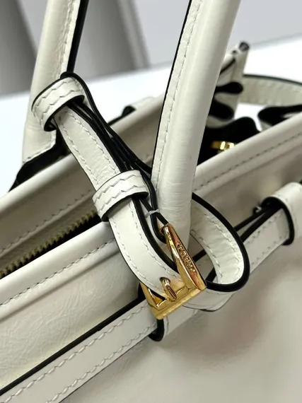 Кожаная средняя сумка Prada Bonnie белый