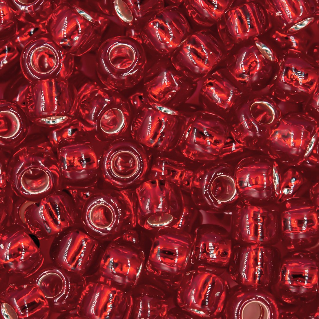 Японский бисер TOHO Round 6/0 (№25C), с внутренним серебрением, прозрачный